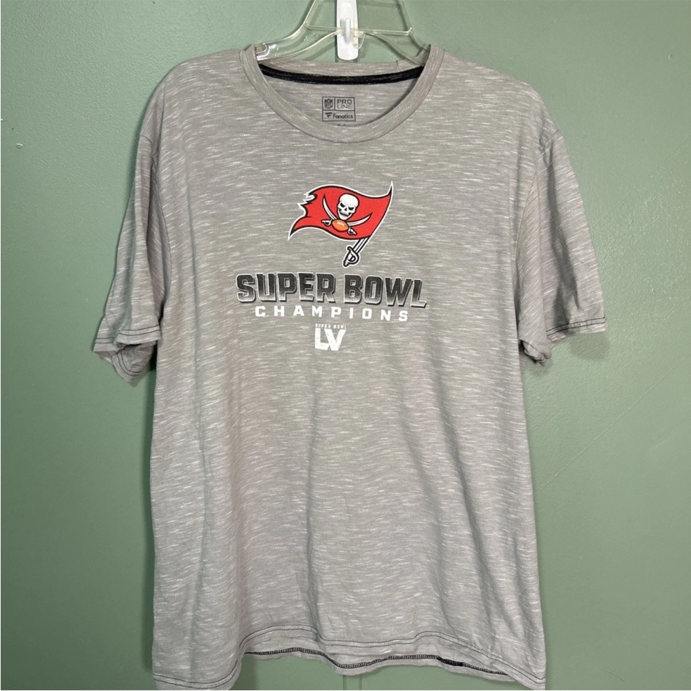 Tampa Bay Buccaneers Super Bowl LV Pro Line Fanatics Gray T-Shirt Sz Large NFL
